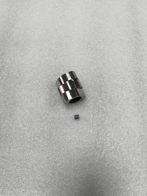 Korrozyona dayanıklı çift vidalı ekstrüder makinesi yüksek karıştırma için bükme blokları